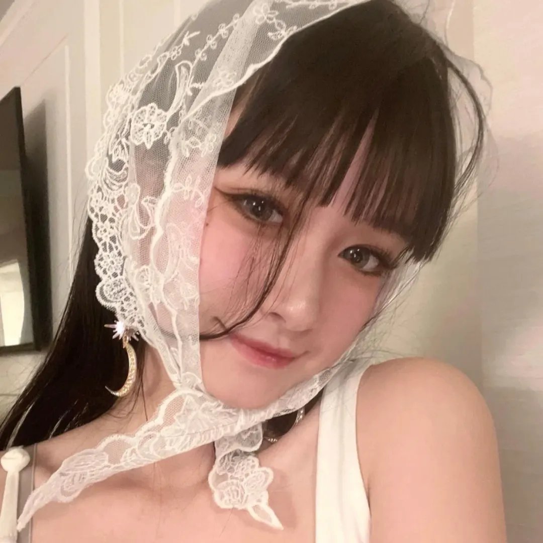 然后，她找到了我
